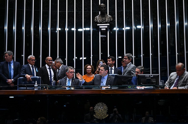 Aprovada venda de spray de pimenta para segurança de mulheres