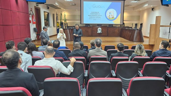 Justiça Eleitoral apresenta IA que será usada na identificação e combate à desinformação