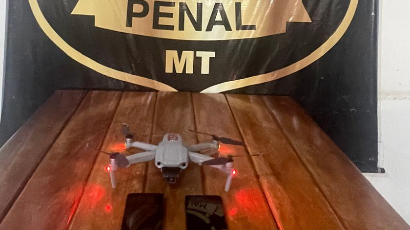 SISTEMA PENITENCIÁRIO – Policiais penais impedem entrada de drone com celulares na Penitenciária Mata Grande