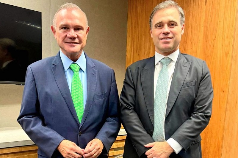 Fagundes visita ministro do STF e cobra solução sobre consignados