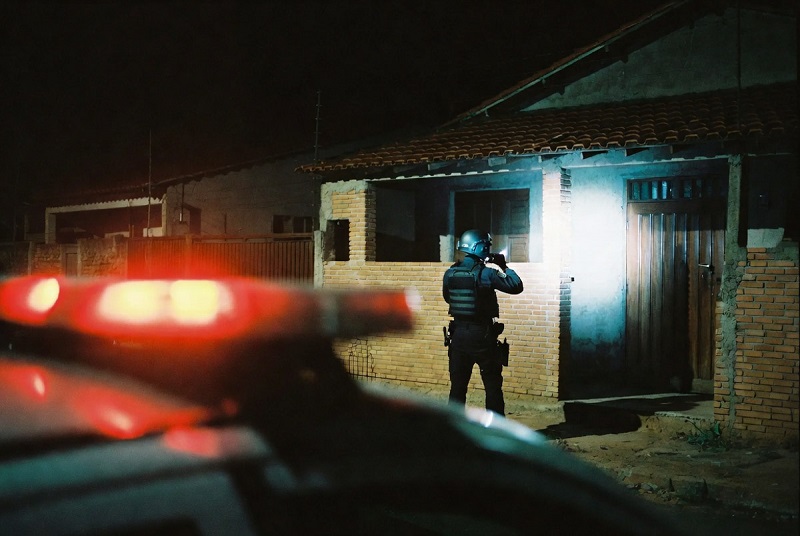 COMBATE À VIOLÊNCIA – Polícia Militar prende suspeito de esfaquear vítima após invasão de residência em Cuiabá