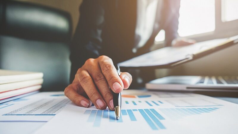 Empresas do Simples têm até 30 de setembro para escolher regime de IBS e CBS; decisão pode afetar lucro em 2027