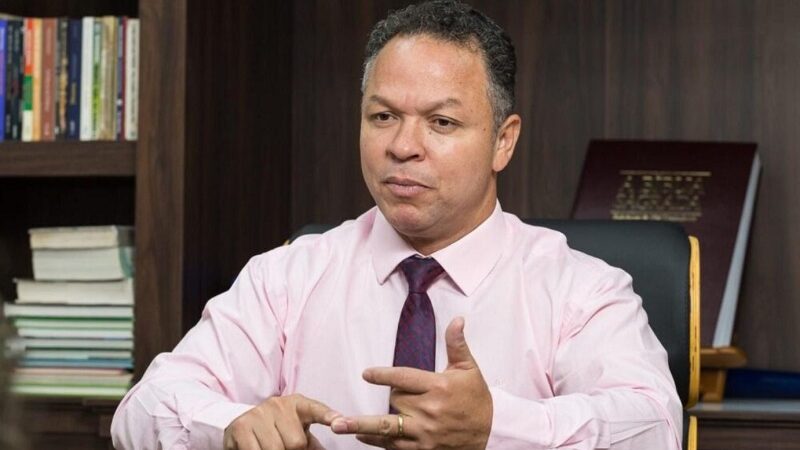 Prefeito de Rondonópolis Cláudio critica aliança do PL com MDB e classificou como “total incoerência”