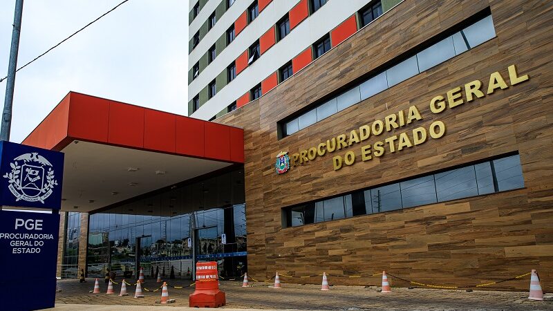 Operação comandada por flávio Dino, PF deu batida na sede da PGE e escritório de advocacia