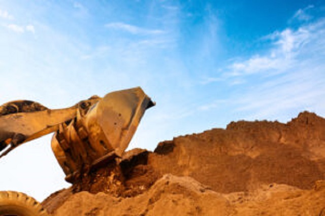 SOLO SAGRADO: exploração mineral em terras indígenas depende de lei e de aval do Congresso