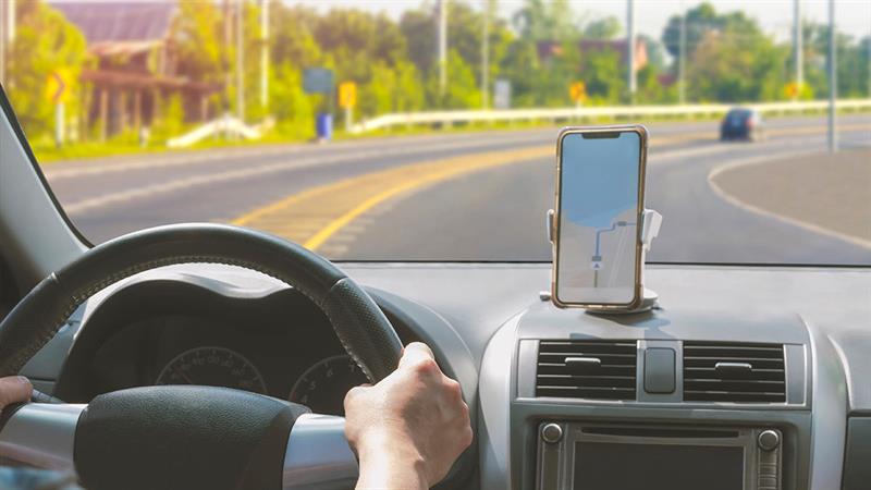 DE USO COMUM – Carro de transporte por aplicativo não pode ter adesivo eleitoral, fixa TSE