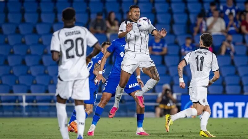 Sem Neymar, Santos avança na Sul-Americana e encara o Atlético-MG nas quartas