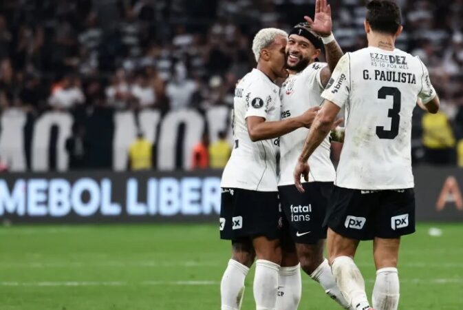 Diniz destaca atuação de Memphis na vitória épica sobre Rosario: ‘Enxerga o mundo diferente’