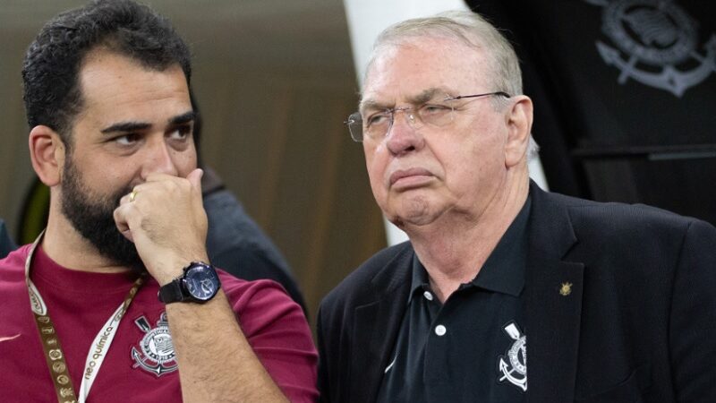 Presidente do Corinthians cita ameaças com arma em renovação de Memphis