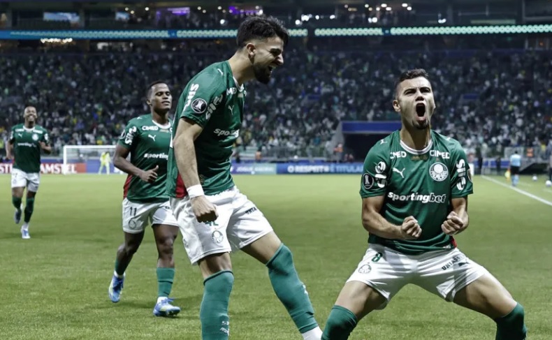Palmeiras decide vaga na Libertadores no Paraguai para evitar feito que não ocorre há 17 anos
