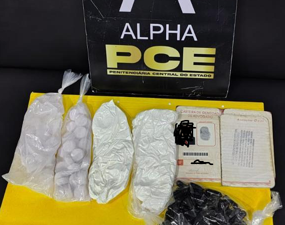 *SEGURANÇA PRISIONAL – Advogado é detido ao tentar entrar na PCE com comprimidos, pó branco e camisetas*