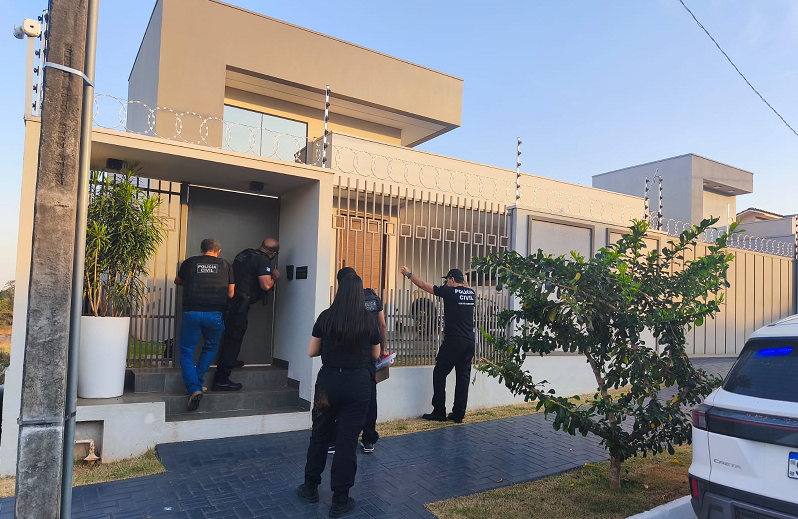 Deflagrada pela Polícia Civil, operação contra grupo suspeito de desviar veículos e movimentar R$ 50 milhões em um ano