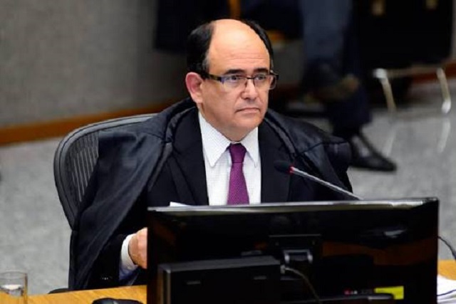Vítima pode atuar como terceira interessada em PAD que apura assédio sexual