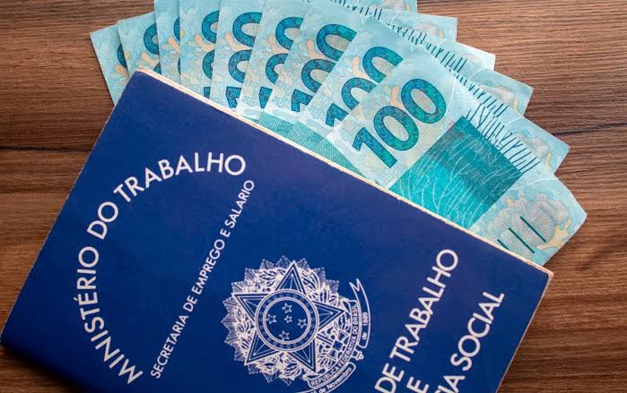 Juiz pode fixar percentual do salário mínimo como valor da pensão para o caso de desemprego do alimentante