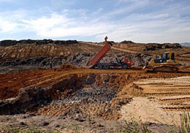 QUEM TEM A CANETA: STJ analisa competência para licença ambiental de Ibama e órgão estadual