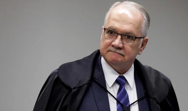 Fachin afasta Mendonça de caso contra Moraes e manda parar apurações de Master e INSS