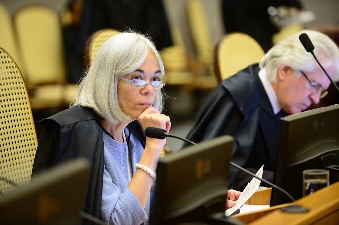 CONTAS A PAGAR -Exclusão da execução fiscal sem discutir crédito gera honorários por equidade