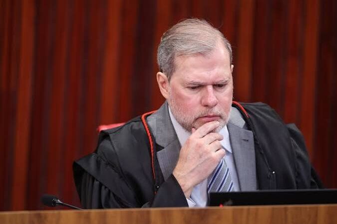 TSE define quem julga a ação penal quando só sobra o crime comum