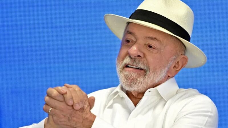 Lula tem 37%, e Flávio Bolsonaro, 30% no primeiro turno; Cury chega a 10%, aponta Quaest