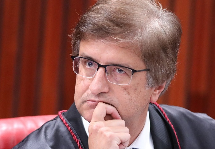 PGR faz duras críticas ao comportamento do ministro André Mendonça