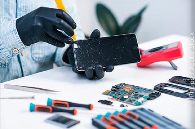 Comprador de celular defeituoso não está dispensado automaticamente de aguardar prazo legal para conserto