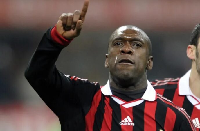 Corinthians contrata Seedorf como técnico para vaga de Fernando Diniz