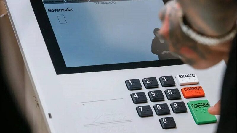 Congestionamento de dados atrasa divulgação dos resultados das eleições, diz TSE